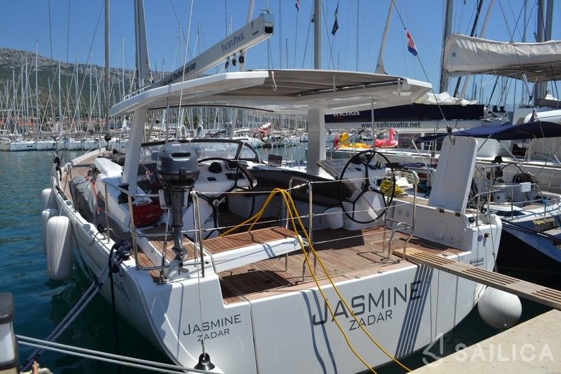 Hanse 588 - Yacht Charter Sailica