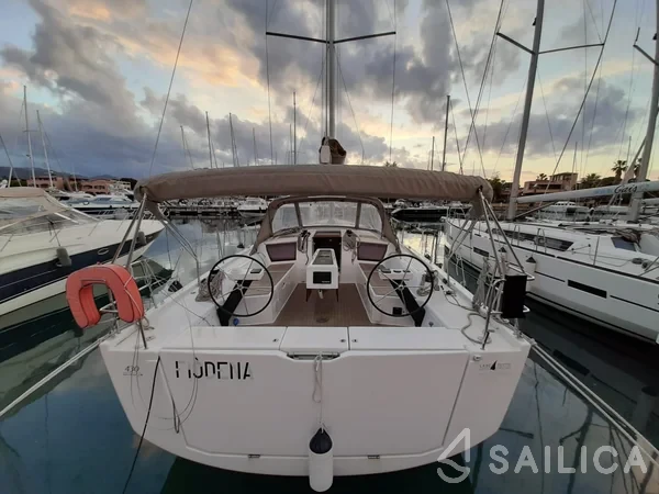 Dufour 430 - Yacht Charter Sailica