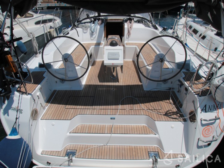 Bavaria 46 Cruiser - Yacht Charter Sailica