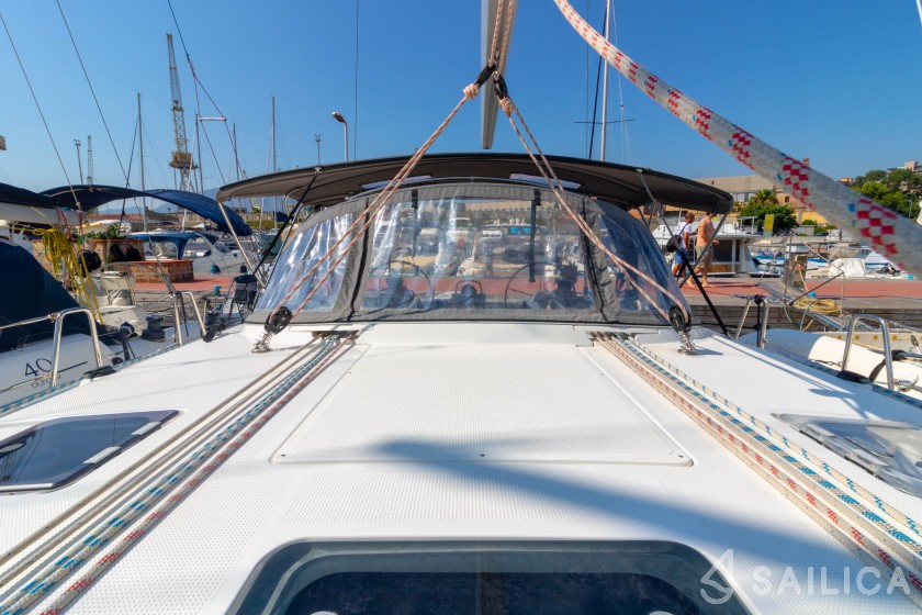 Bavaria 46 Cruiser - Yacht Charter Sailica