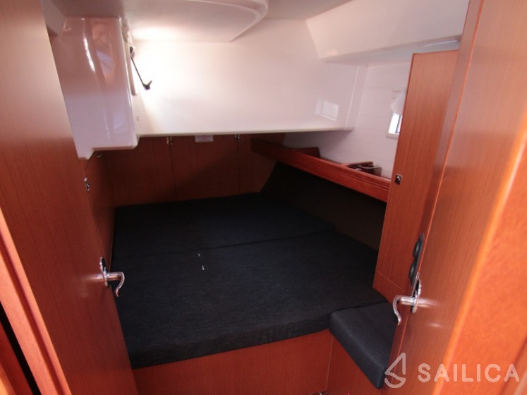 Bavaria 46 Cruiser - Yacht Charter Sailica