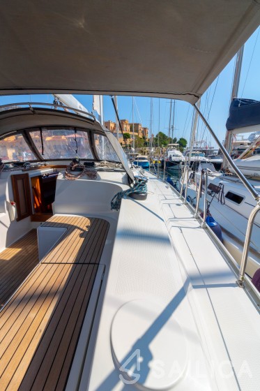 Bavaria 46 Cruiser - Yacht Charter Sailica