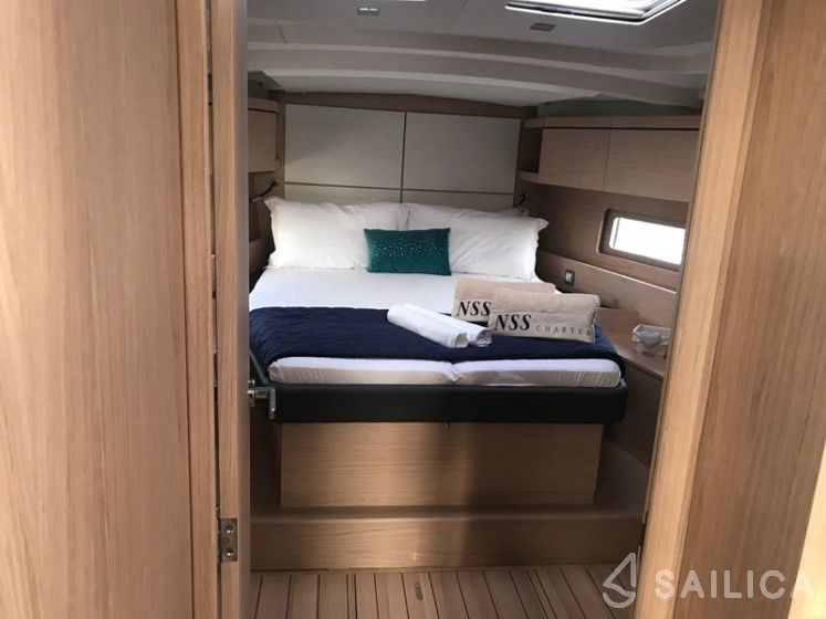 Oceanis 46.1 - Yacht Charter Sailica
