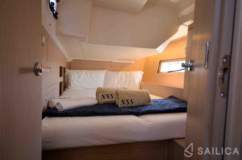 Oceanis 46.1 - Yacht Charter Sailica