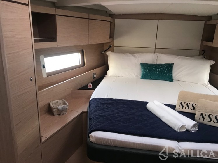 Oceanis 46.1 - Yacht Charter Sailica