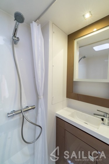 Saona 47 - Yacht Charter Sailica