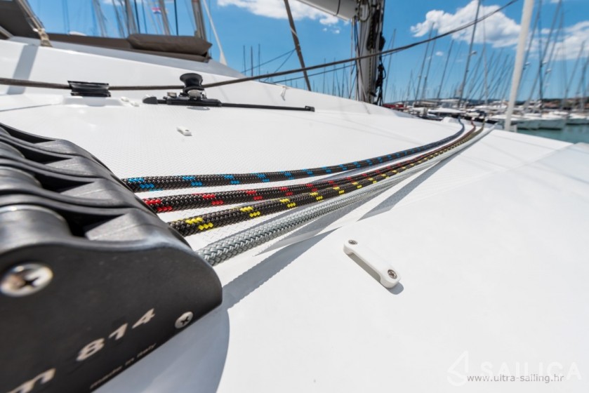 Saona 47 - Yacht Charter Sailica
