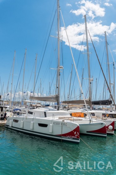 Saona 47 - Yacht Charter Sailica