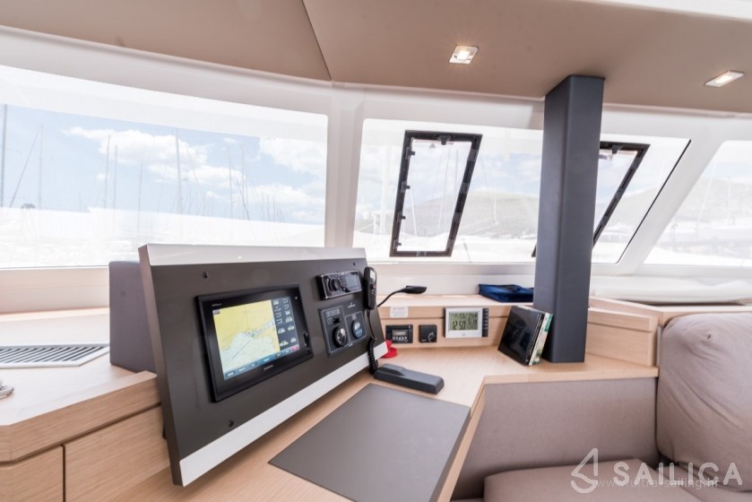 Saona 47 - Yacht Charter Sailica