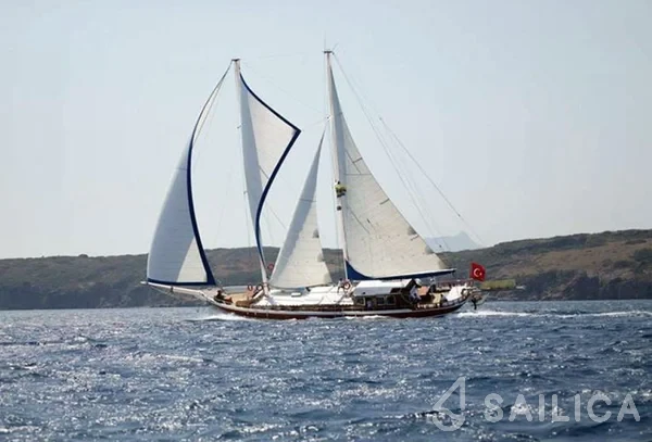 Gulet - Yacht Charter Sailica