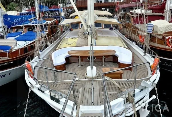 Gulet - Yacht Charter Sailica