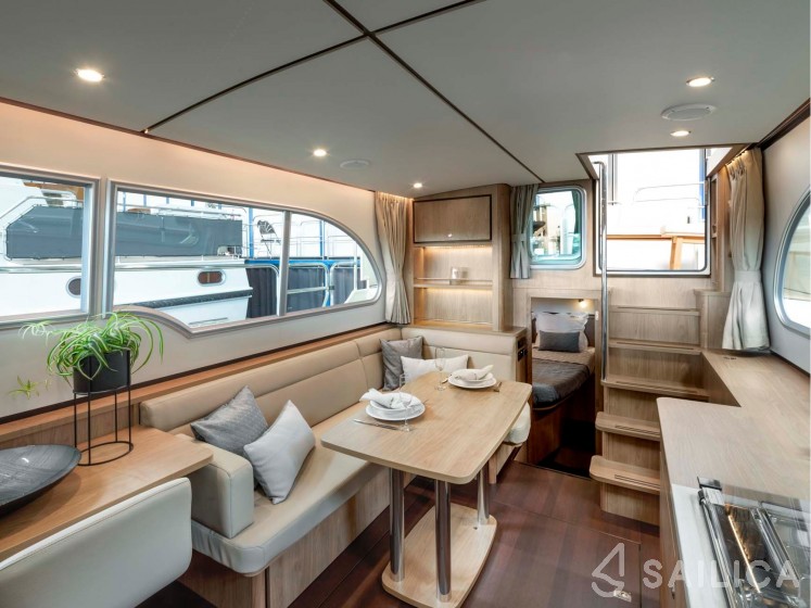 Linssen Grand Sturdy 35.0 AC - Yacht Charter Sailica