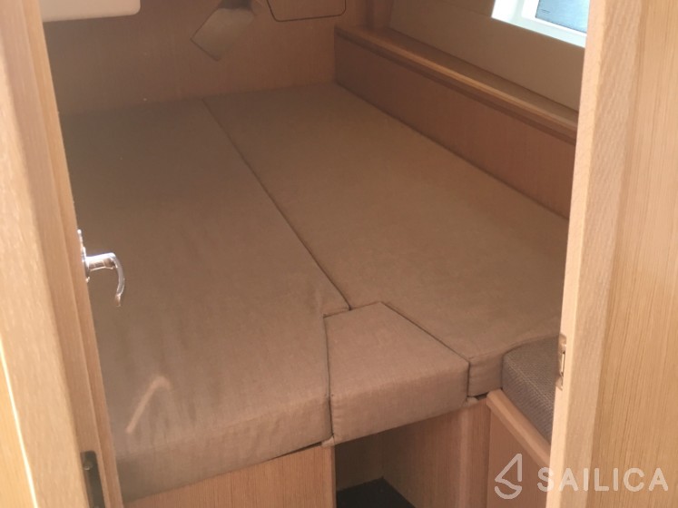 Bavaria C45 - Yacht Charter Sailica
