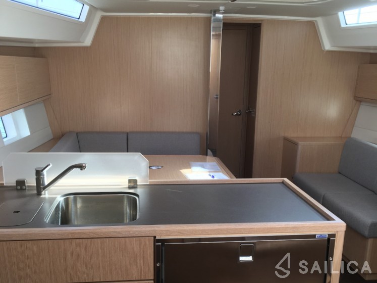 Bavaria C45 - Yacht Charter Sailica