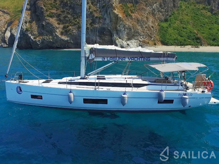 Bavaria C45 - Yacht Charter Sailica