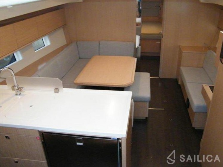 Bavaria C45 - Yacht Charter Sailica