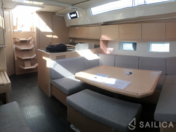 Bavaria C45 - Yacht Charter Sailica