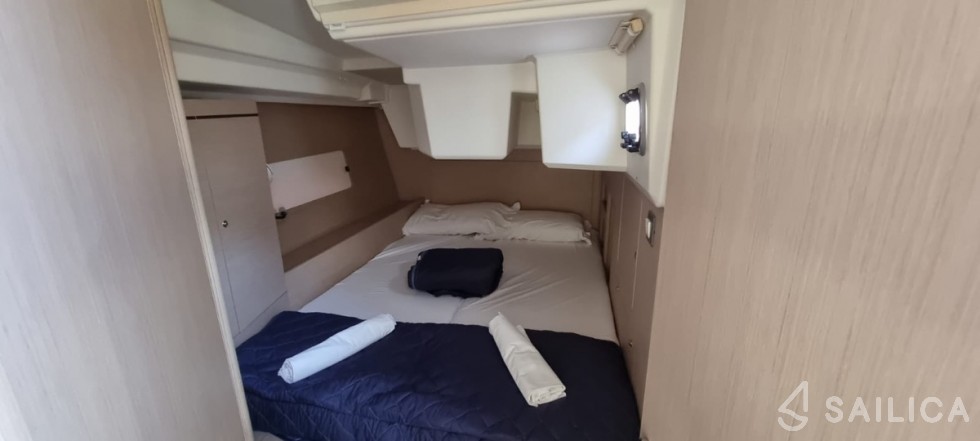 Oceanis 46.1 - Yacht Charter Sailica