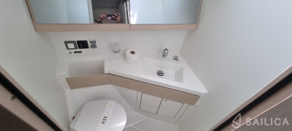 Oceanis 46.1 - Yacht Charter Sailica