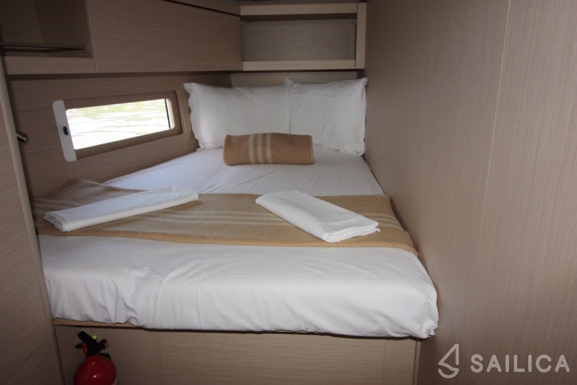 Oceanis 46.1 - Yacht Charter Sailica