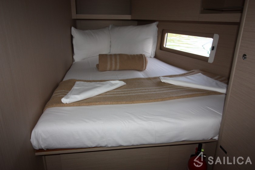 Oceanis 46.1 - Yacht Charter Sailica
