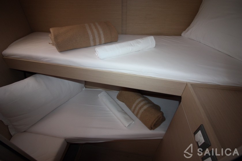 Oceanis 46.1 - Yacht Charter Sailica