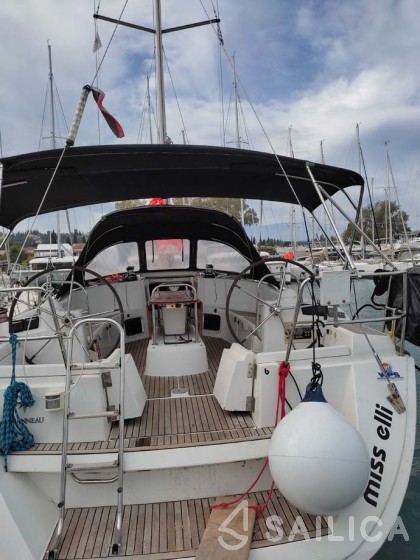Sun Odyssey 44i - Yacht Charter Sailica