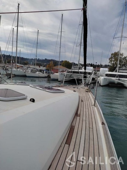 Sun Odyssey 44i - Yacht Charter Sailica