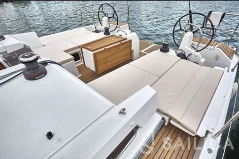 Sun Odyssey 440 - Yacht Charter Sailica