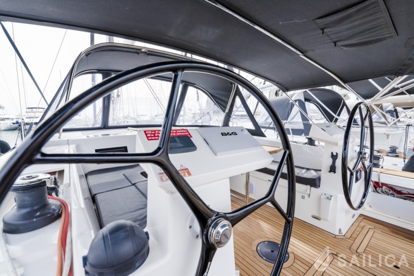 Bavaria C45 - Yacht Charter Sailica