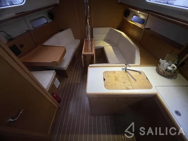 Sun Odyssey 36i - Yacht Charter Sailica
