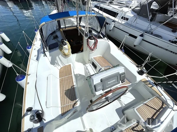 Sun Odyssey 36i - Yacht Charter Sailica