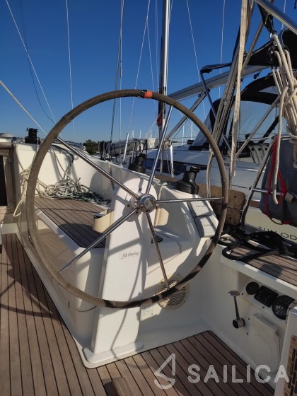 Bavaria 37 Cruiser - Yacht Charter Sailica