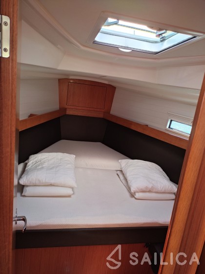 Bavaria 37 Cruiser - Yacht Charter Sailica