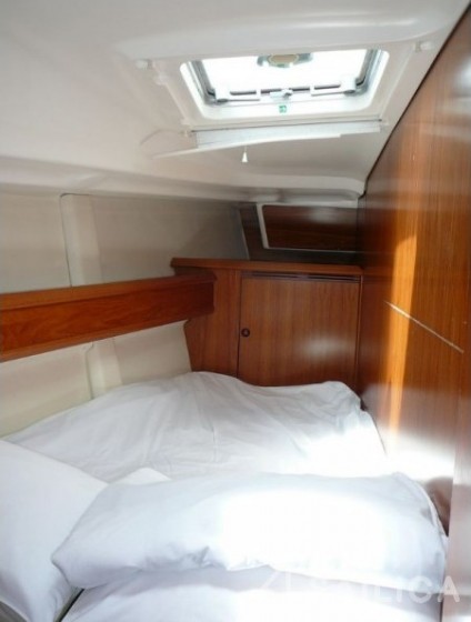 Sun Odyssey 45 - Yacht Charter Sailica