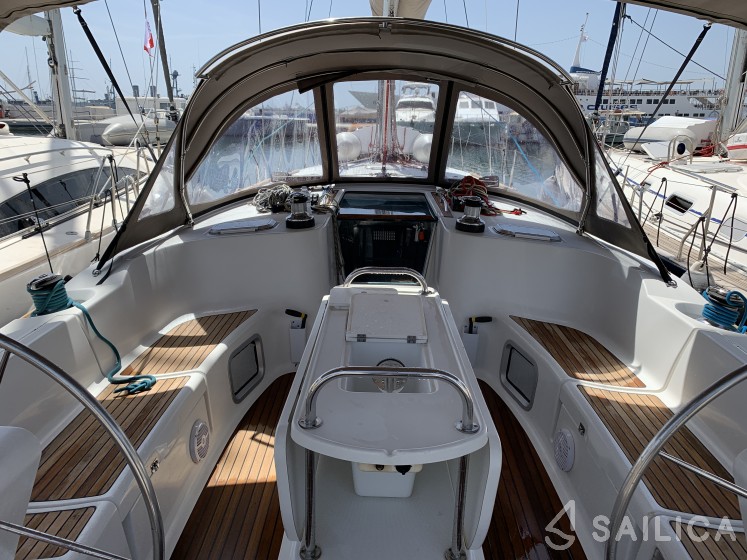 Sun Odyssey 45 - Yacht Charter Sailica