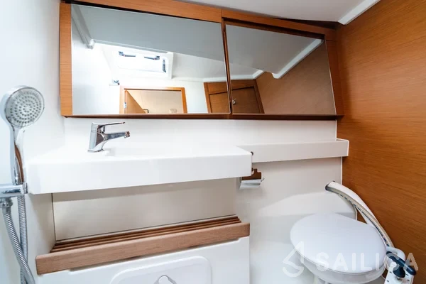 Sun Odyssey 440 - Yacht Charter Sailica