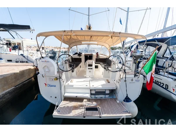 Sun Odyssey 440 - Yacht Charter Sailica