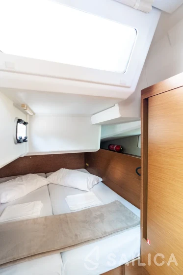 Sun Odyssey 440 - Yacht Charter Sailica