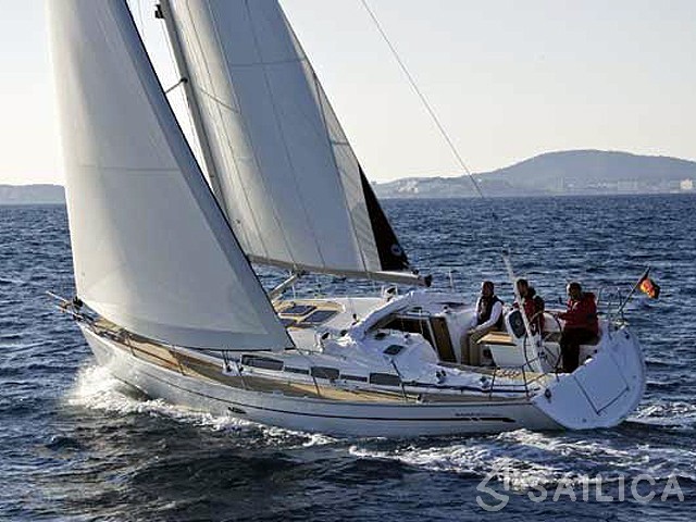 Bavaria 38 Match - Yacht Charter Sailica