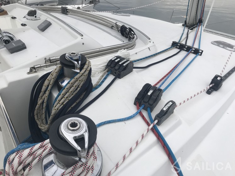 Lagoon 440 - Yacht Charter Sailica