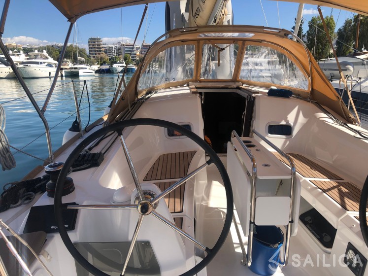 Sun Odyssey 349 - Yacht Charter Sailica