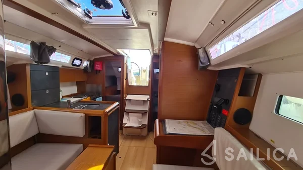 Sun Odyssey 349 - Yacht Charter Sailica