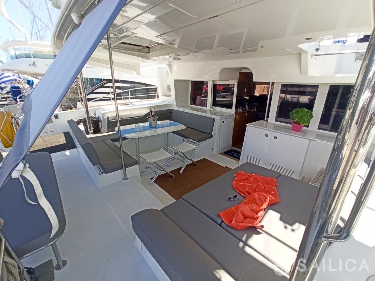 Lagoon 450 - Yacht Charter Sailica