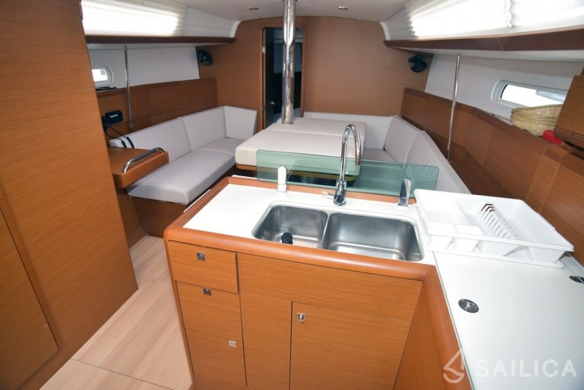 Sun Odyssey 389 - Yacht Charter Sailica