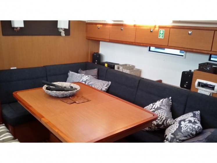Bavaria 46 Cruiser - Yacht Charter Sailica