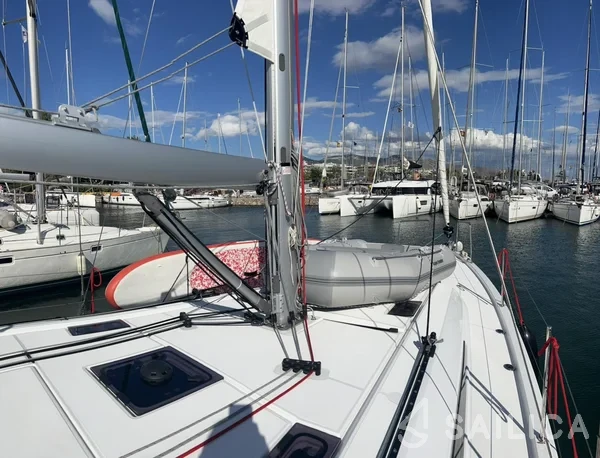 Oceanis 40.1 - Yacht Charter Sailica