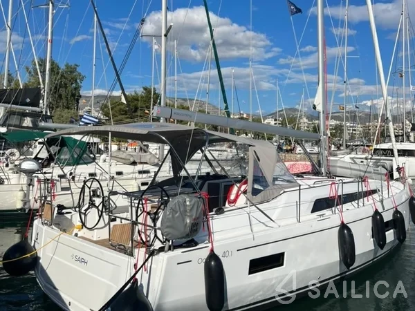 Oceanis 40.1 - Yacht Charter Sailica