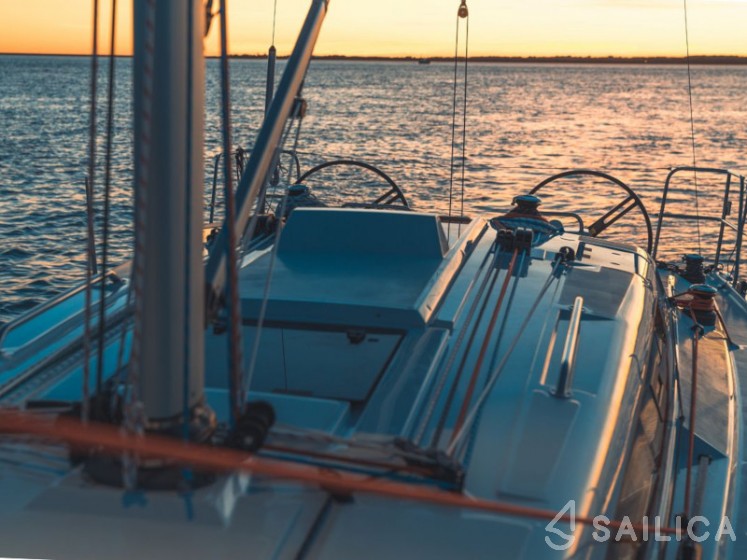 Elan E4 - Yacht Charter Sailica