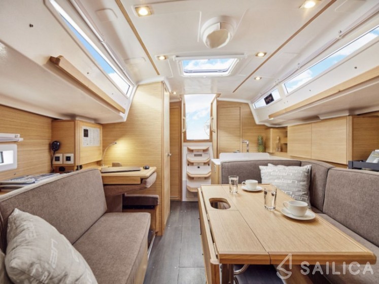 Elan E4 - Yacht Charter Sailica